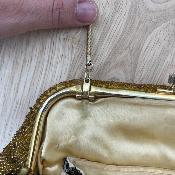 Vintage gold beaded clutch - Picture 9 of 11